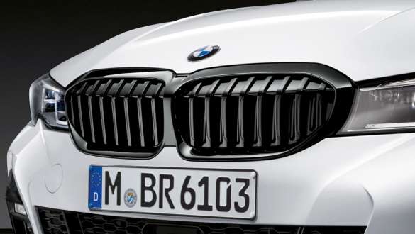 BMW Série 3 Berline (G20), calandre décorative M Performance en Schwarz BMW Série 3 Berline (G20), calandre décorative M Performance en Schwarz