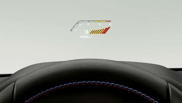 Head-Up Display avec vue M spécifique. BMW X4 M et BMW X4 M Competition, Head-Up Display avec vue M spécifique.