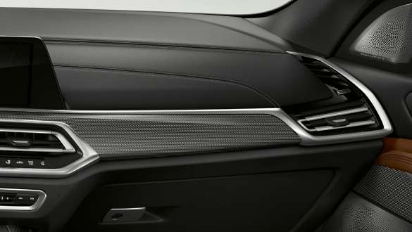 Inserts de décoration de la BMW X5 M50i et M50d G05 Inserts de décoration en Aluminium Tetragon, BMW X5 M50i et M50d G05 2018 SUV, intérieur