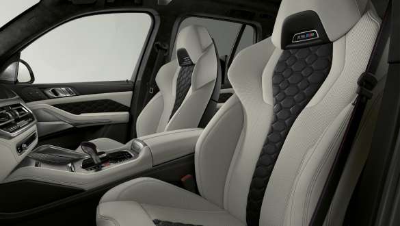 Sièges M multifonctions de la BMW X5 M Competition F95 Sièges M multifonctions, tout cuir Merino, BMW X5 M Competition F95 2020 SUV, intérieur