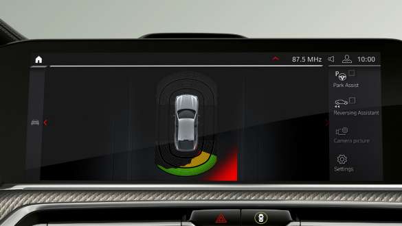 BMW X6 M avec Parking Assistant Pack Plus F96 Parking Assistant Pack Plus, voitures BMW X6 M F96 2020 SUV, habitacle