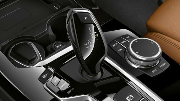 BMW X3 M40i, boîte de vitesses sport Steptronic BMW X3 M40i, boîte de vitesses sport Steptronic