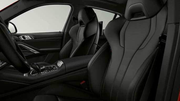 BMW X6 avec BMW xLine, garnissages. Intérieur de la BMW X6 avec BMW xLine, détail des garnissages