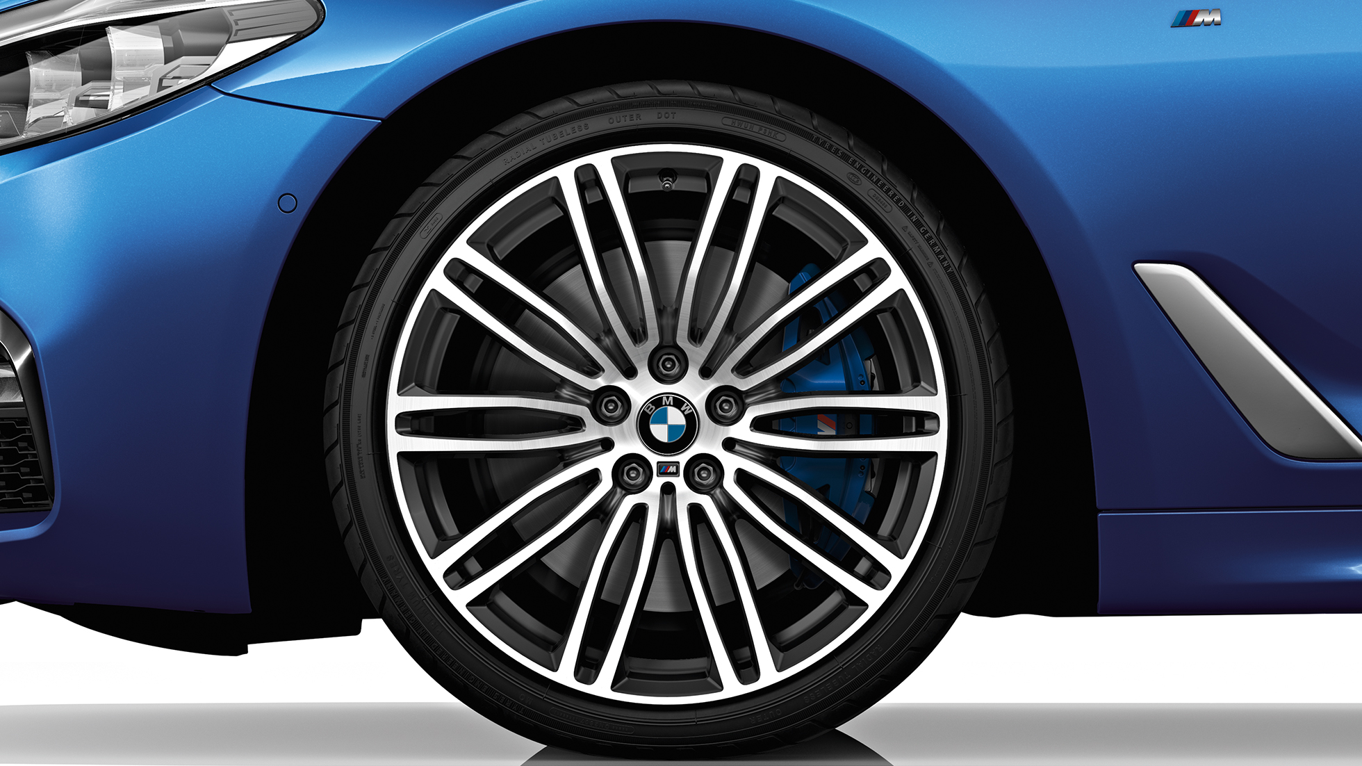Kit M Sport jantes BMW Série 5 Berline 540i Berline Kit M Sport BMW Série 5 Berline 540i Berline G30 Mediterranblau metallic jantes