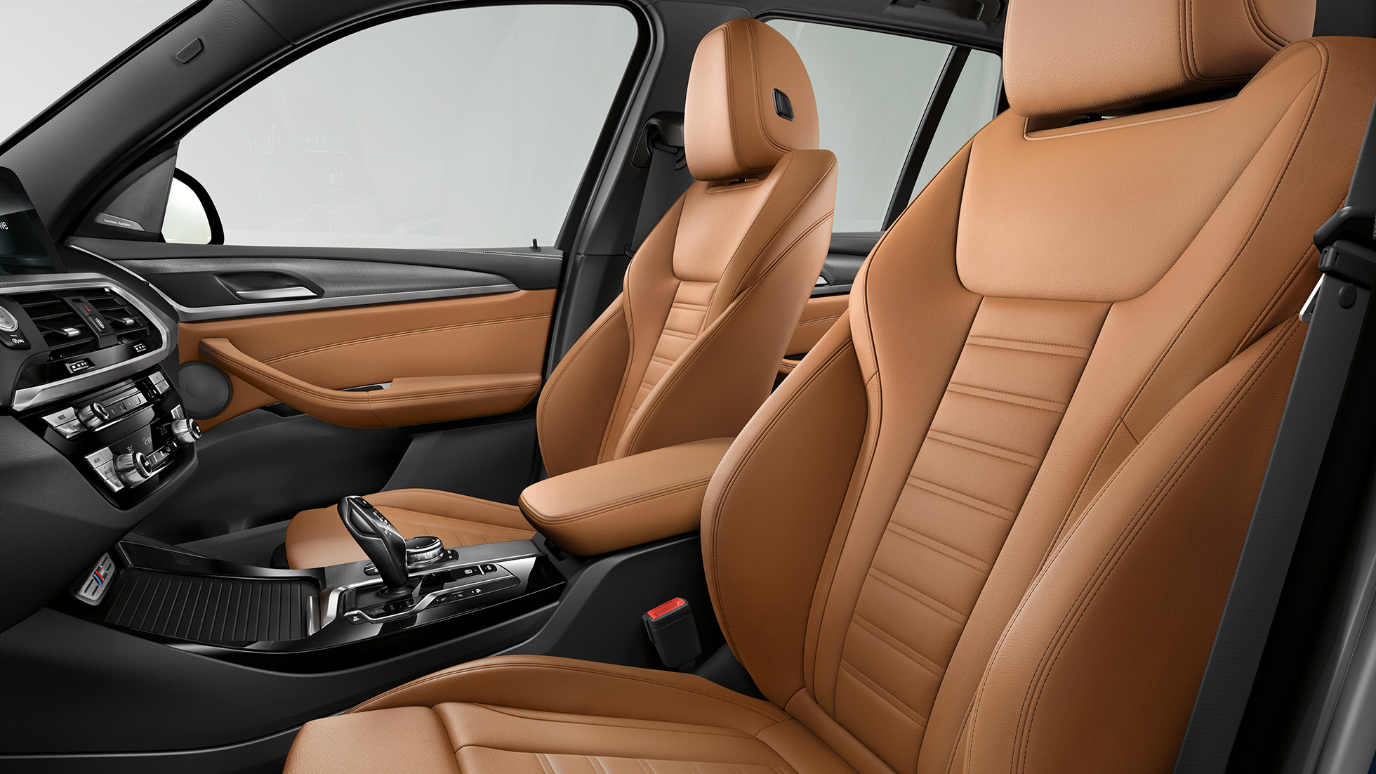 BMW X3 M40i, intérieur. BMW X3 M40i, intérieur sportif et confortable avec sièges sport.