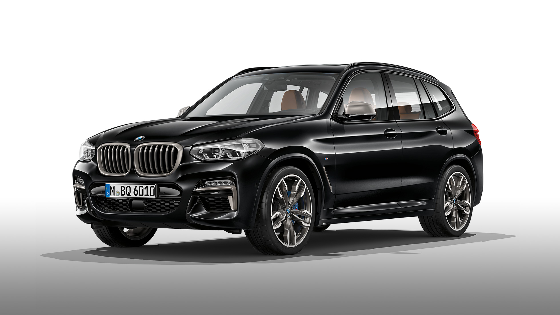 BMW X3 M40i, vue de profil. Extérieur des BMW X3 M40i en Saphierschwarz metallic, vue de profil.