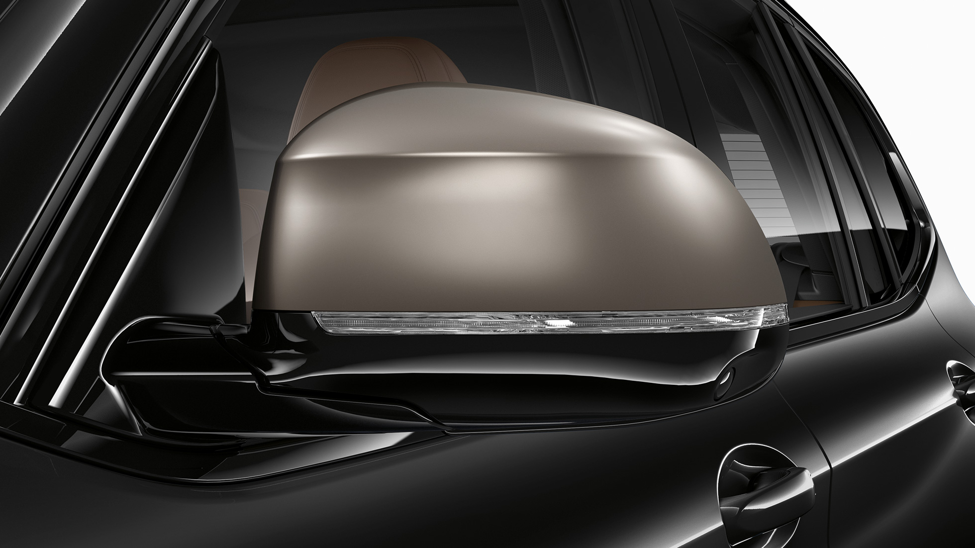 BMW X3 M40i, coques des rétroviseurs. Extérieur des BMW X3 M40i en Saphierschwarz metallic, coques des rétroviseurs galvanisées en Cerium Grey.