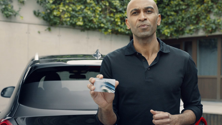 Plug-in hybrid BMW X3 xDrive30e G01 BMW Charging Card 2021 Plug-in hybrid BMW X3 xDrive30e G01 BMW Charging Card 2021