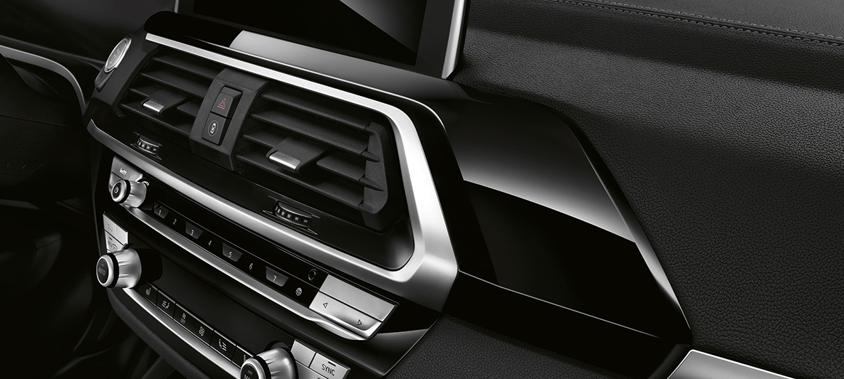Insert de décoration BMW Individual en Pianolack Schwarz, BMW X4 Inserts de décoration BMW Individual en Pianolack Schwarz BMW X4 G02 2018, Intérieur
