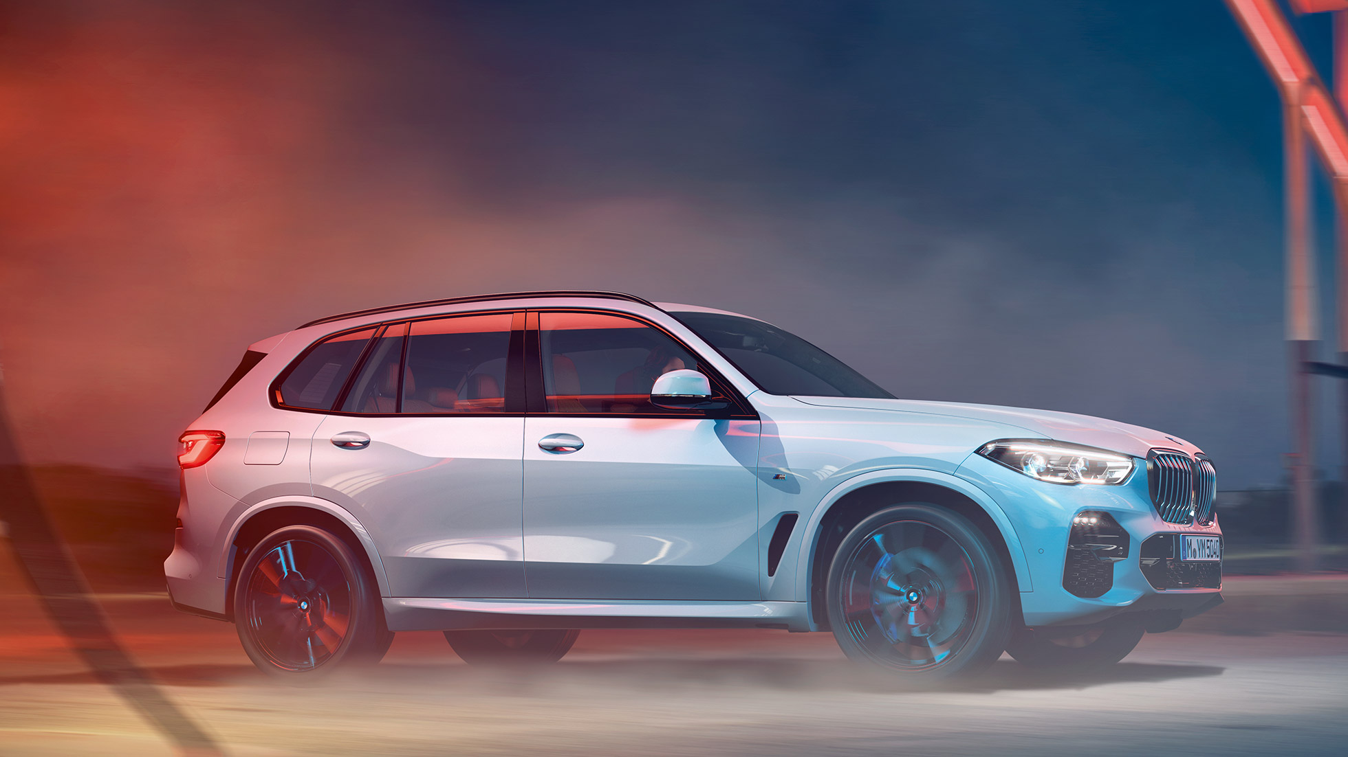 BMW X5 G05 2018, vue de profil BMW X5 G05 2018 en Mineralweiß metallic, vue de profil
