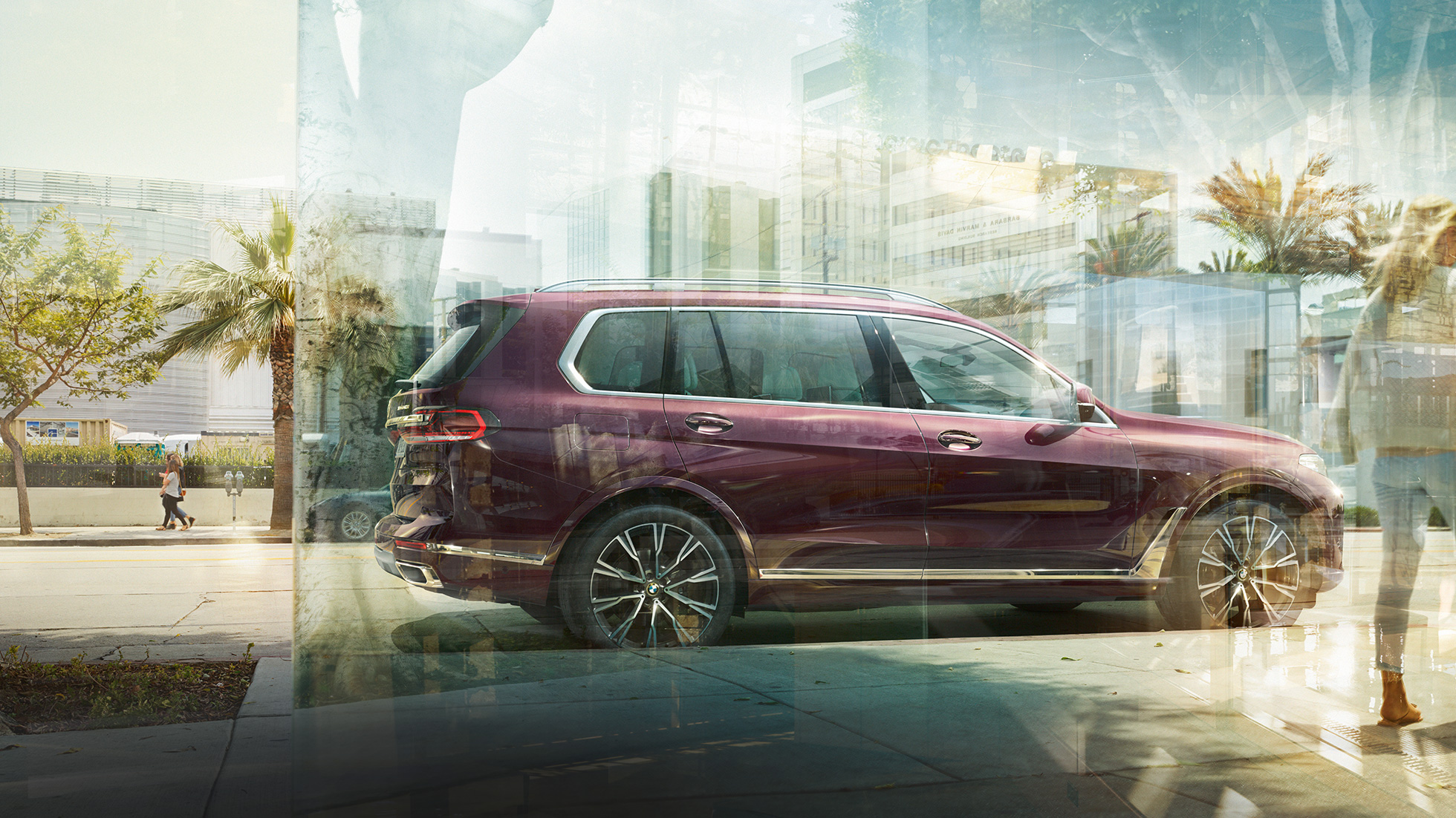 BMW Individual X7 xDrive40i, vue de profil Vue latérale d’une BMW X7 en Ametrin metallic